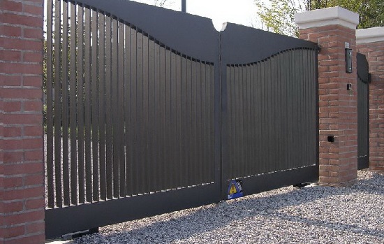 Купить новые ворота Абакан откатные в Новочеркасске по цене от 81672 руб